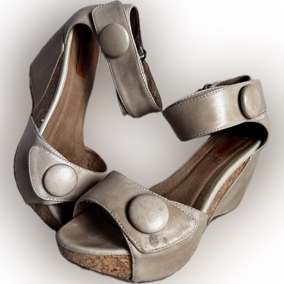 Miz Mooz Shoes - Miz Mooz Metallic Taupe Wedge Sandals with Button Accents